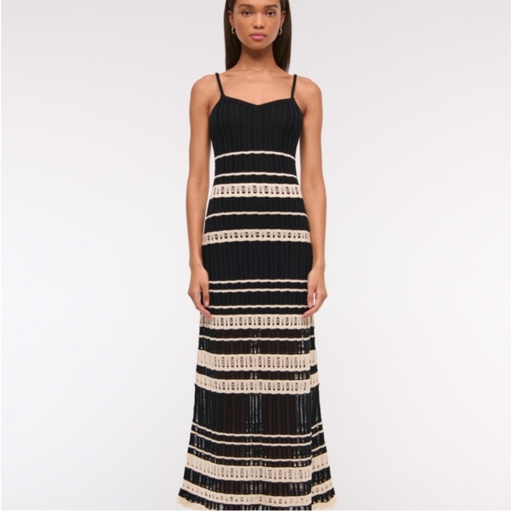 NWT Abercrombie & Fitch Crochet-Style Maxi Dress Size Medium - Picture 2 of 10